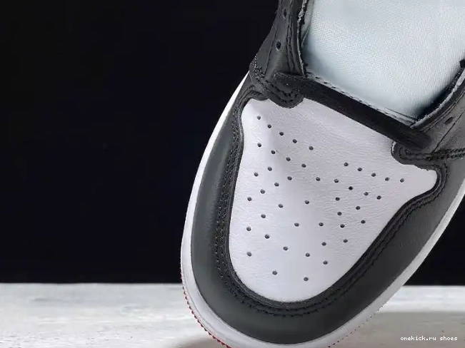 Cheap CD0461-016 Jordan Black Toe Satin 1 Retro High Air 0429